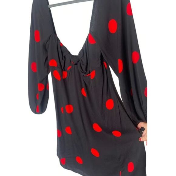 NWT Reformation 12 Long Sleeve Roshay Polka Dot Off the Shoulder Dress Black Red - Picture 2 of 6